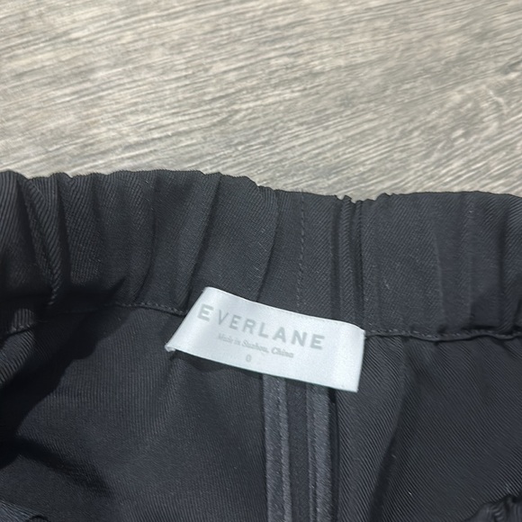 • EVERLANE • Women's Black Japanese GoWeave Jogger Pants Zip Gold Zipper Size 0 - Picture 4 of 5